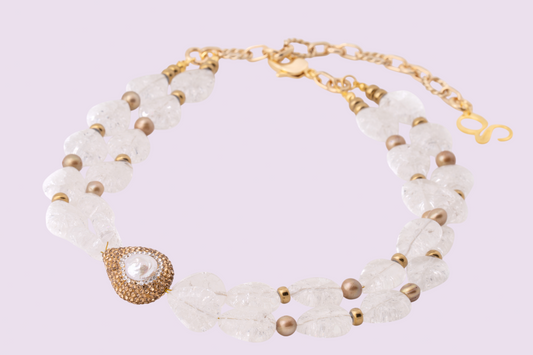 Divina Perla necklace
