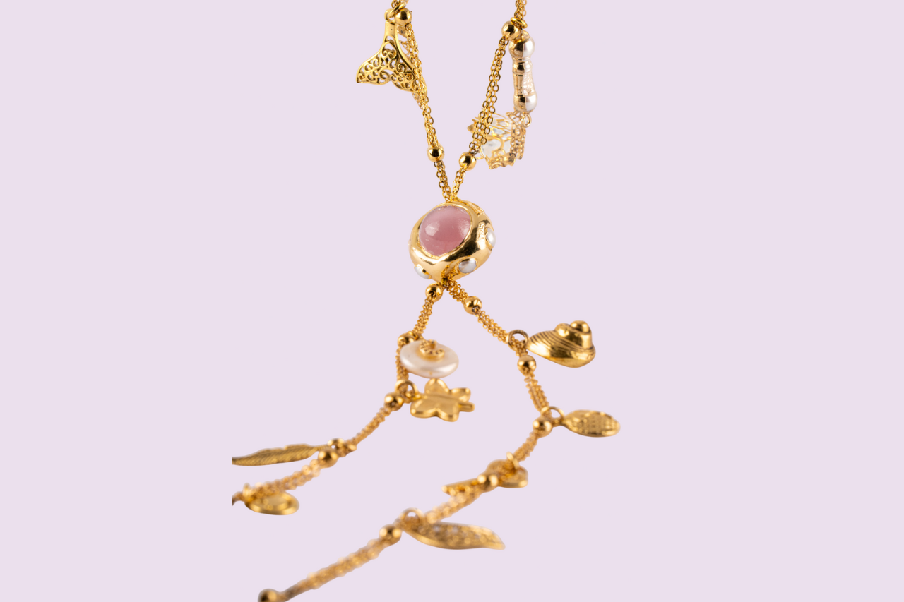 echo necklace